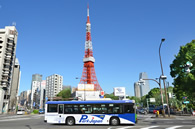 パークジャパン号と東京タワー